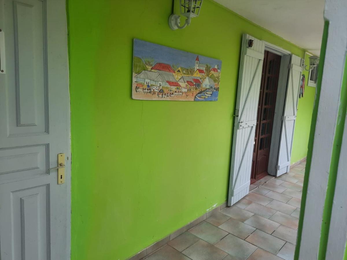 Apartamento Le Jardin De Massieux Bouillante Exterior foto