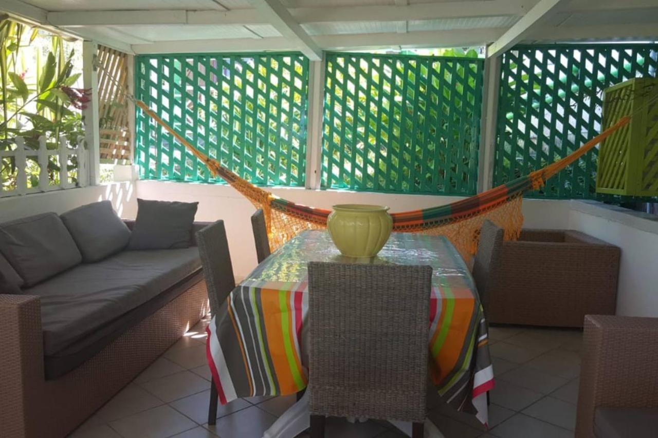Apartamento Le Jardin De Massieux Bouillante Exterior foto